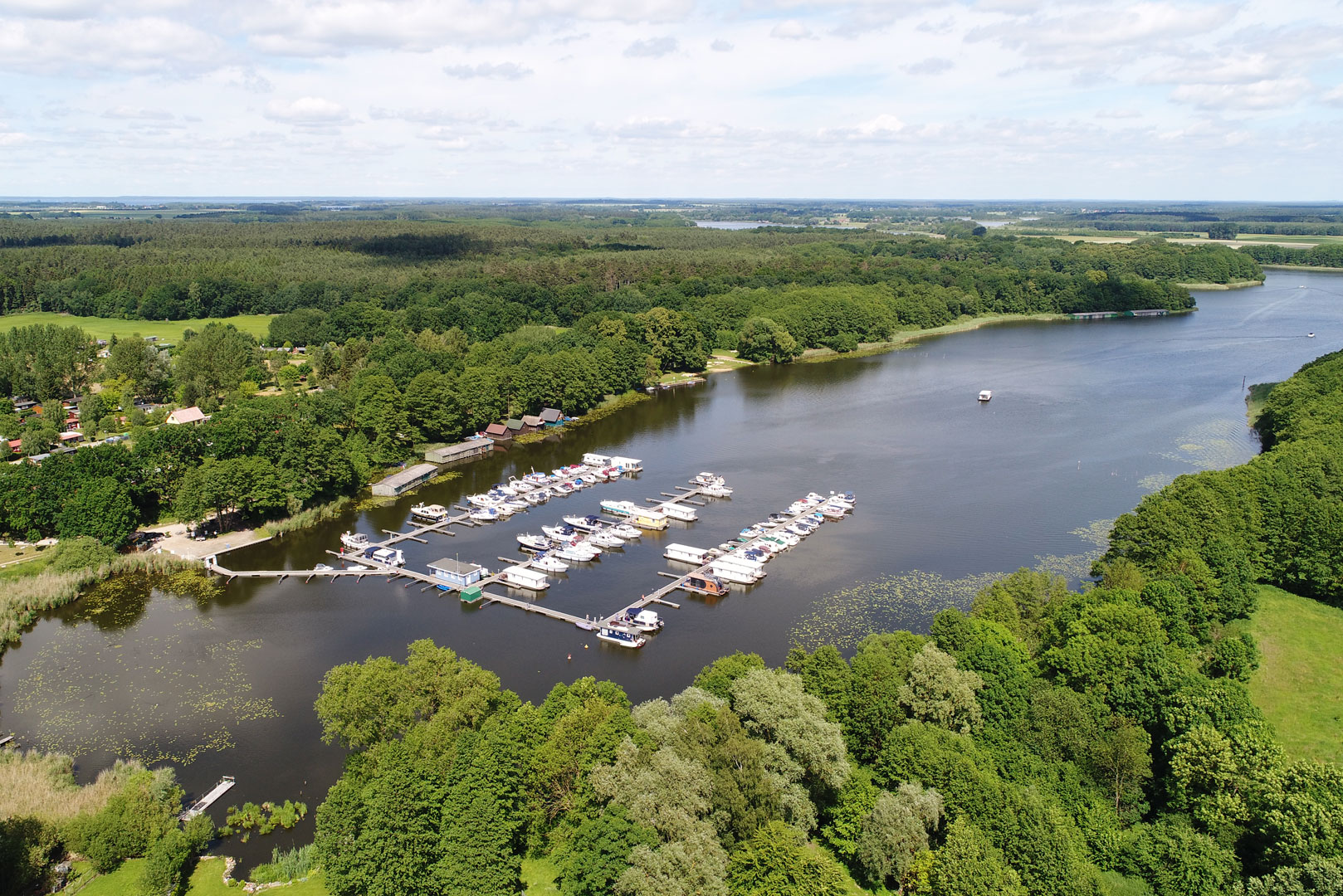 hausboot kaufen mecklenburger seenplatte