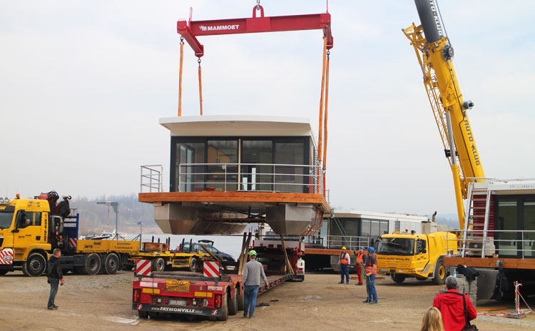 hausboot floatinghouse muecheln sachsenanhalt
