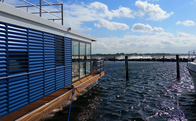 hausboot kaufen liegeplatz